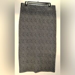 14th and Union Skirt. Size Large.